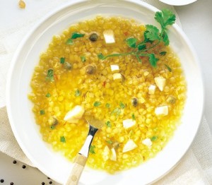 Tavuk Suyuna Mercimek Çorbası