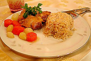 Arpacık Soğanlı Tavuk Ve Kepekli Pirinç Pilavı