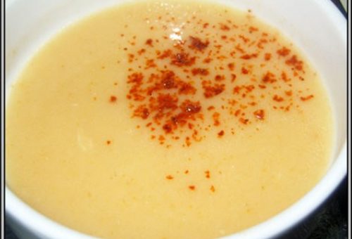 Salçalı Yoğurt Çorbası