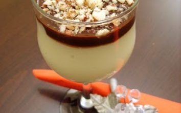 Çikolata Soslu Sakızlı Muhallebi