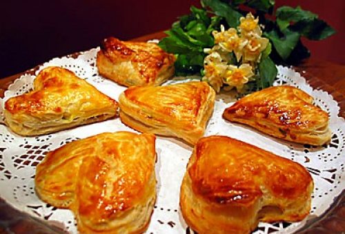 Peynirli Milföy Böreği