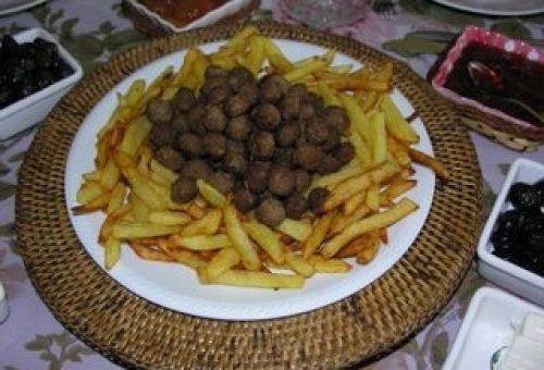 Köfte ve Patates Kızartması