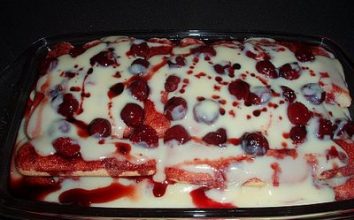 Mikrodalgada Vişneli Ekmek Tatlısı