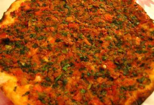 Oktay Ustadan Sarımsaklı Lahmacun