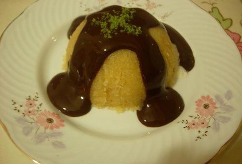 Çikolata Soslu Dondurmalı İrmik Helvası