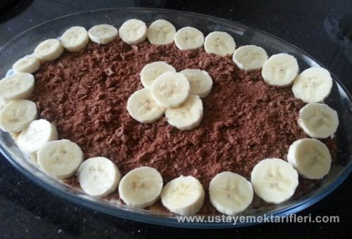 Bisküvili Muzlu Pasta Tarifi